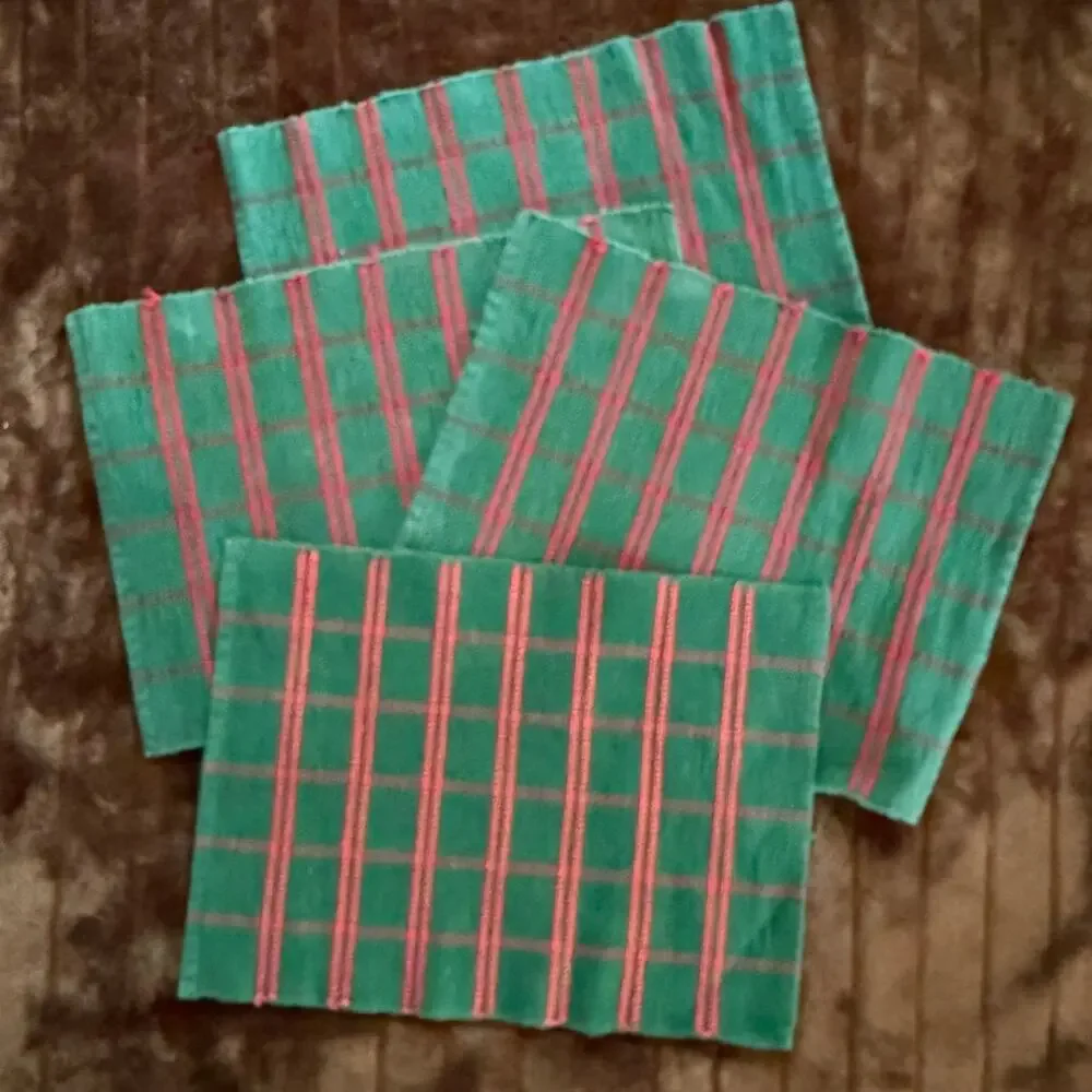Pier 1 Set of 4‎ Green with Red Stripes Cotton/Rayon Woven Placemats